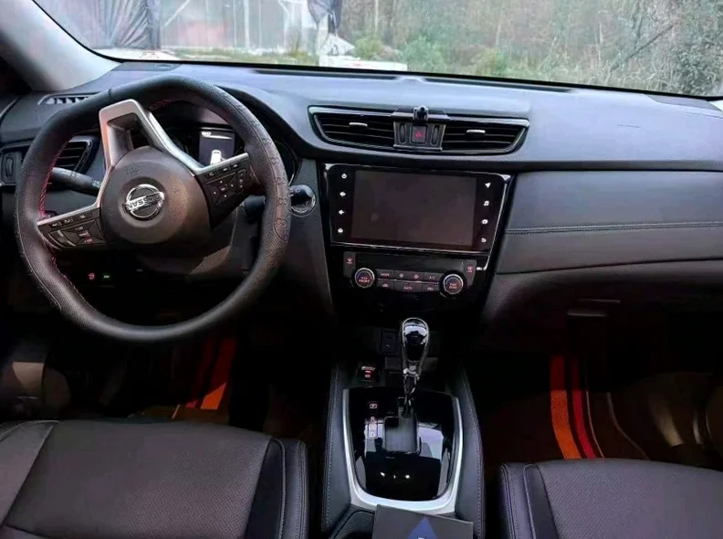 日产奇骏 后面外观三