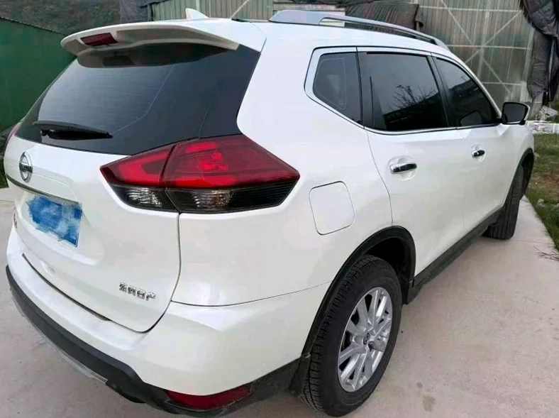 日产奇骏 后面外观二