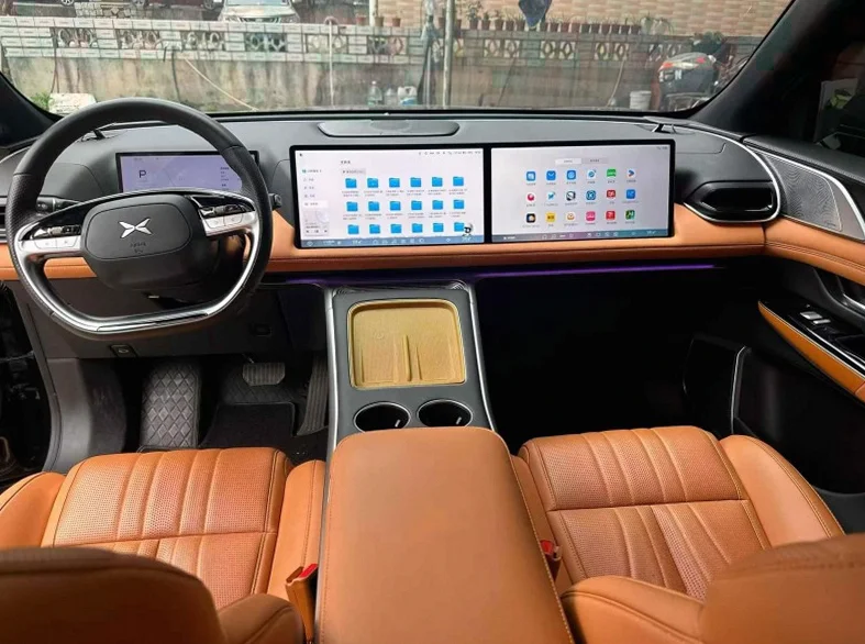 小鹏汽车G9 后面外观二