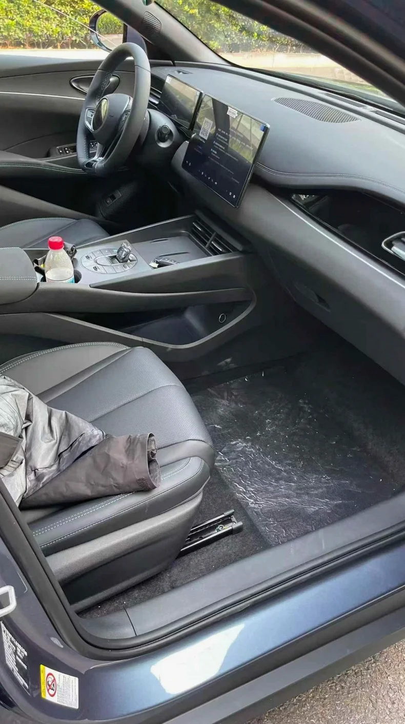 比亚迪海豹 后面外观三