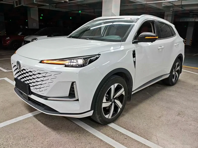 长安汽车CS55 正面外观二