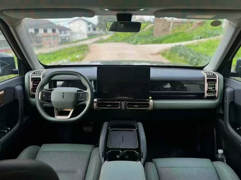 奇瑞ICAR 后面外观三