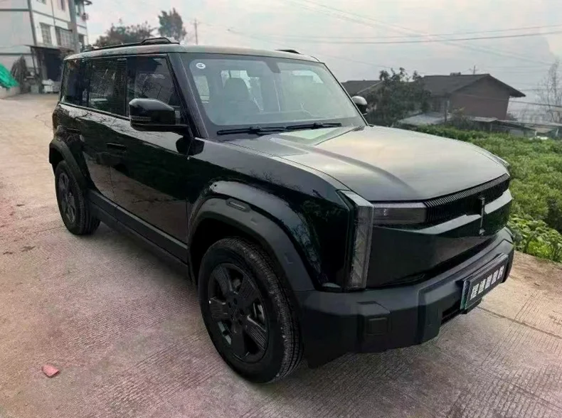 奇瑞ICAR 正面外观二