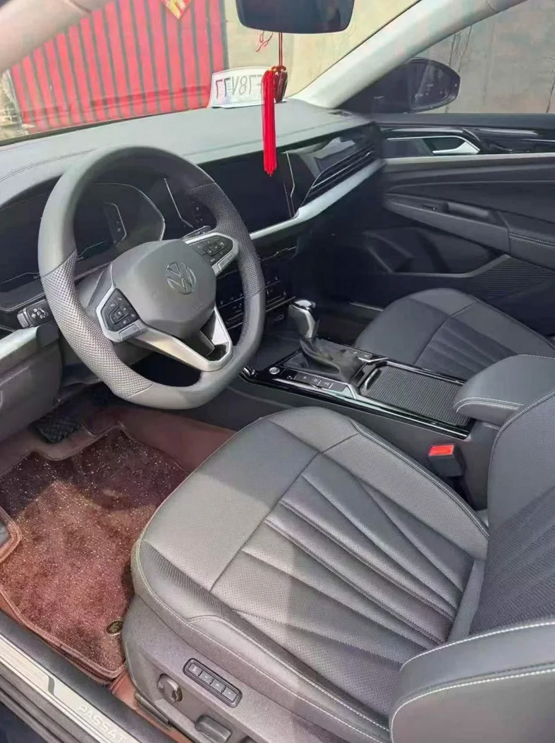 大众帕萨特 后面外观三