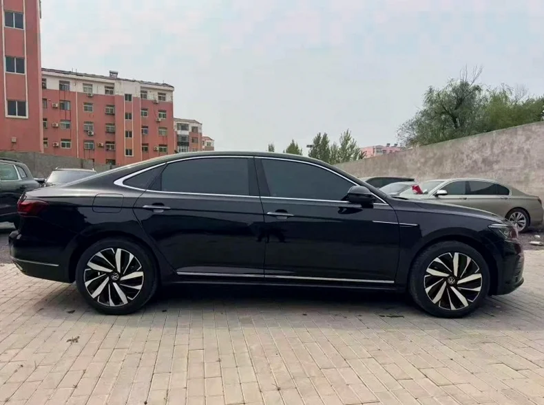 大众帕萨特 正面外观三