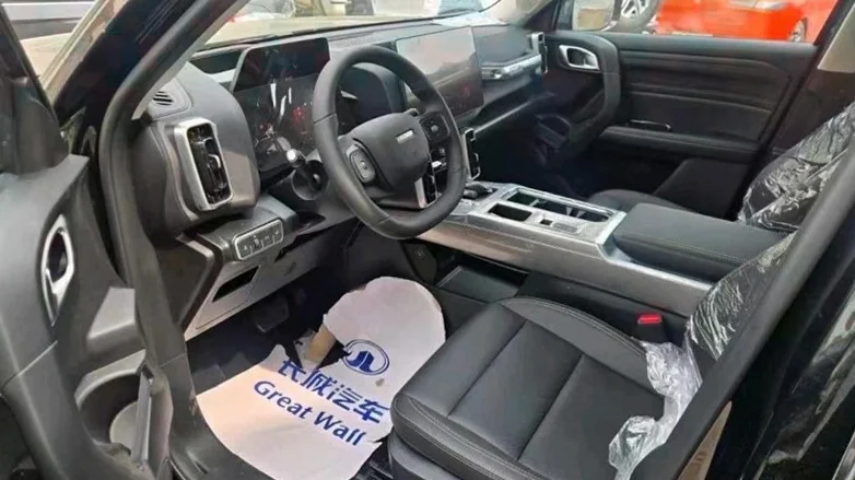 哈弗大狗 后面外观一