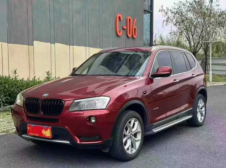 宝马X3 正面外观二