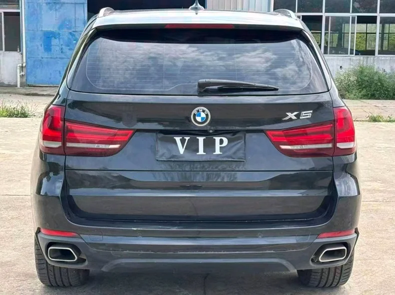 宝马X5 后面外观二