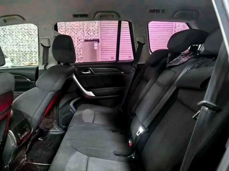 哈弗H9 后面外观三