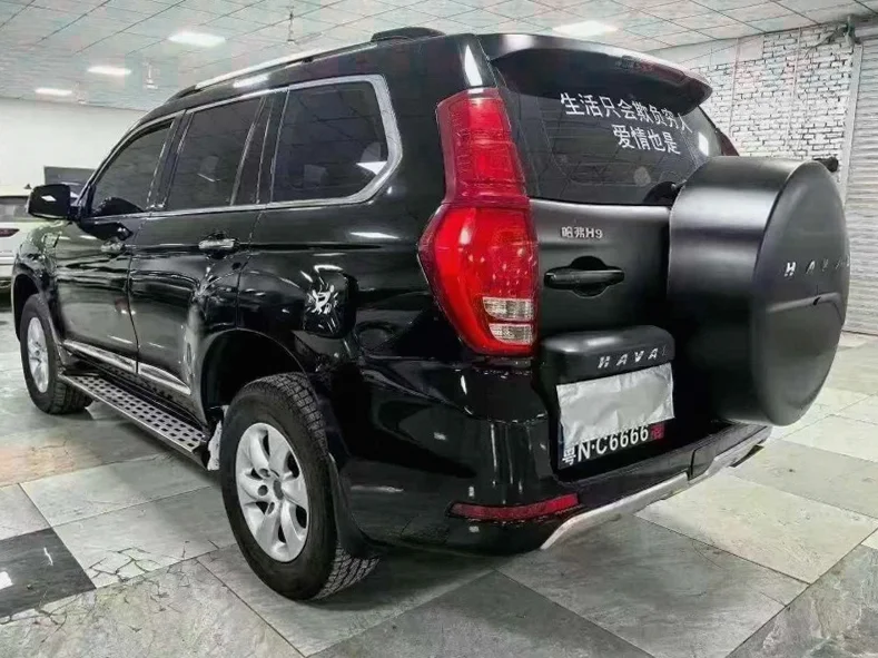 哈弗H9 内饰后排