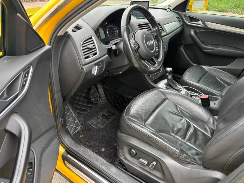 奥迪Q3 后面外观一