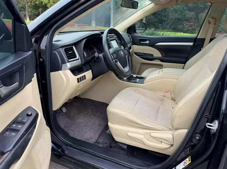 丰田汉兰达 后面外观二