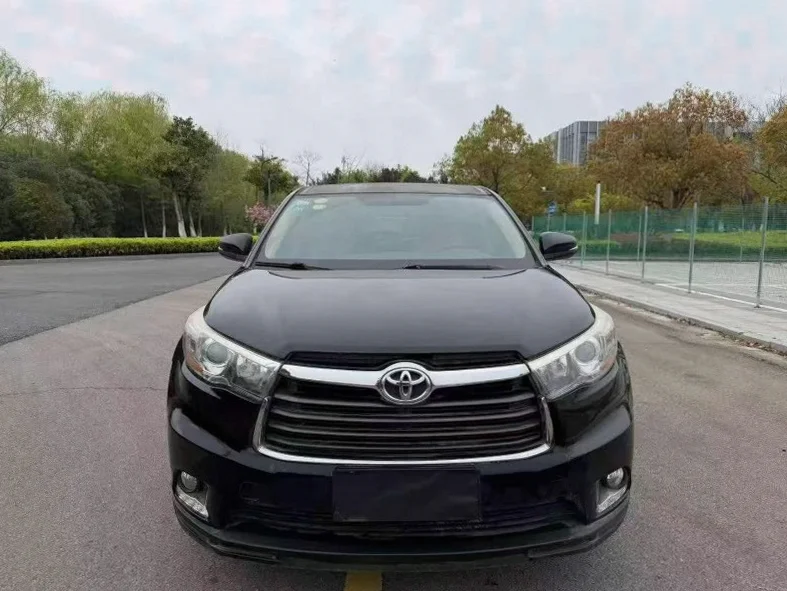 16年丰田汉兰达2.0T自动挡7座精英版