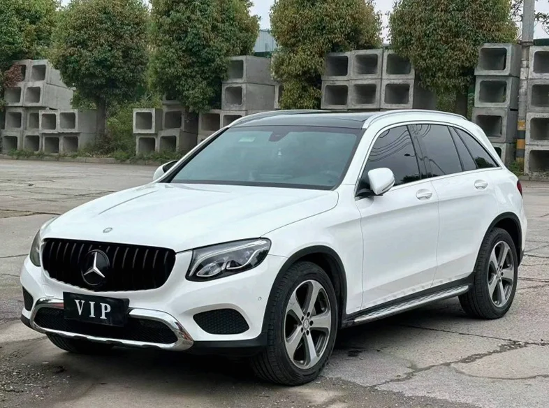 奔驰GLC 正面外观二