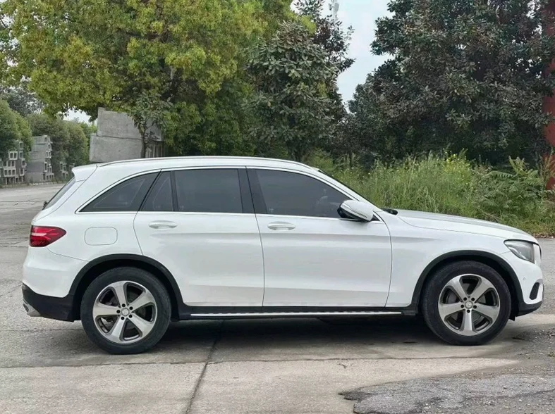 奔驰GLC 后面外观三