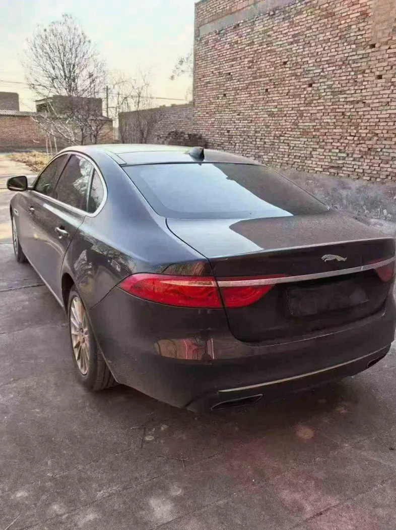 捷豹XFL 内饰后排