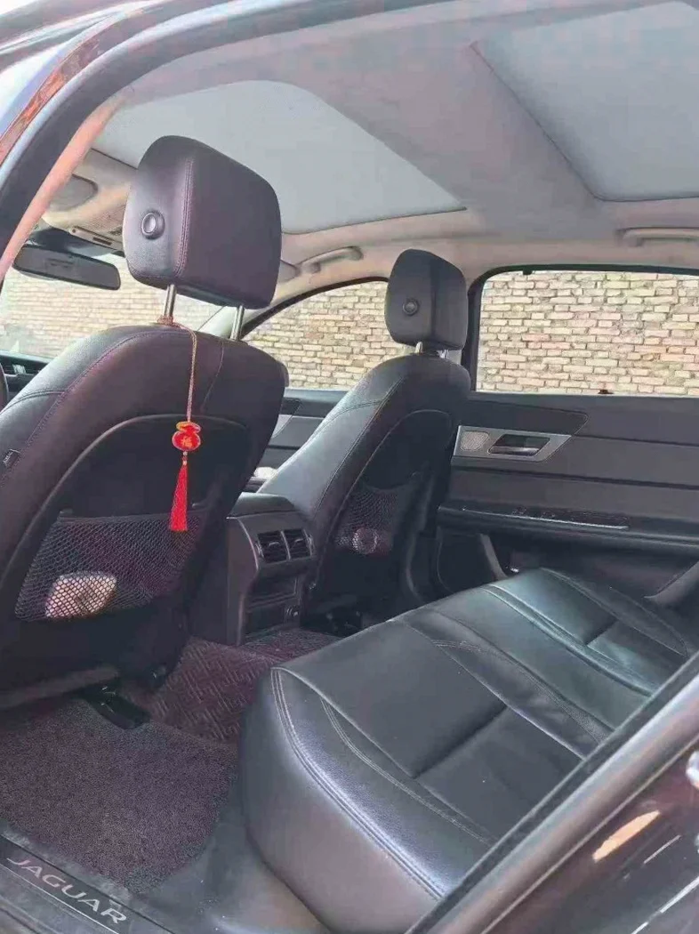 捷豹XFL 后面外观三