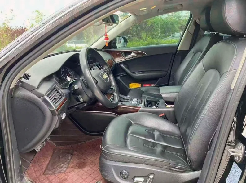 奥迪A6L 后面外观一