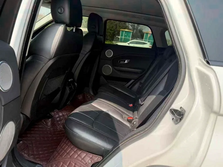 路虎极光 后面外观二