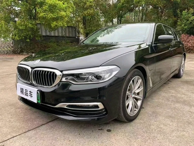 宝马5系 正面外观三