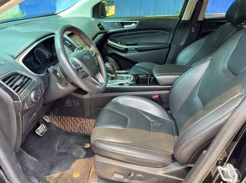 福特锐界 后面外观一