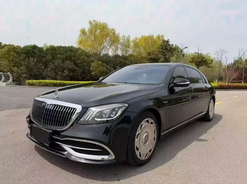 奔驰S 正面外观三