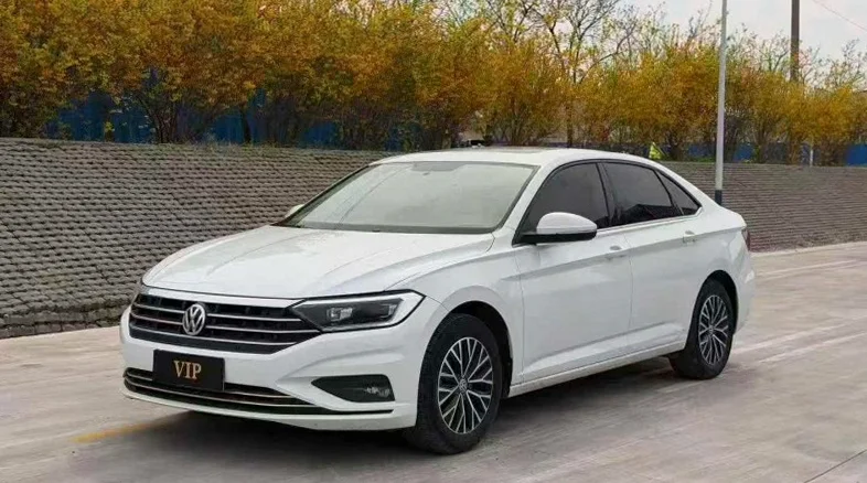 大众速腾 正面外观三