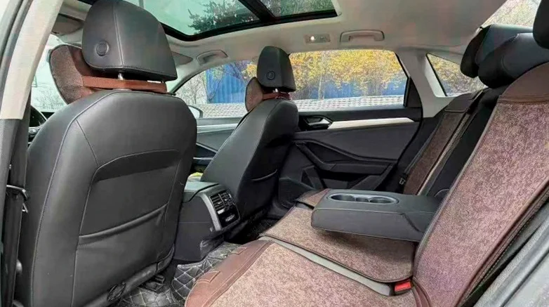 大众速腾 后面外观二