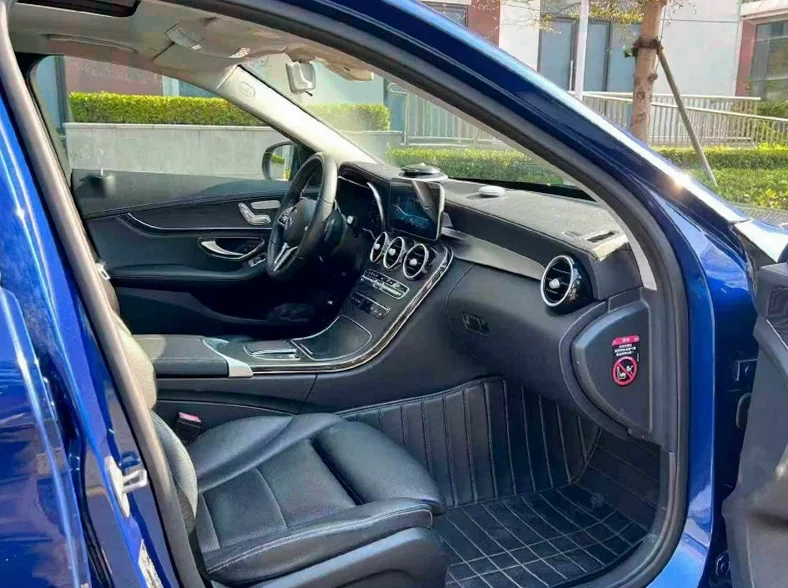 奔驰GLC 内饰前排