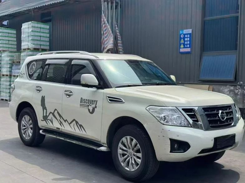 日产途乐 正面外观三