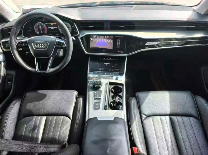 奥迪A6L 后面外观三