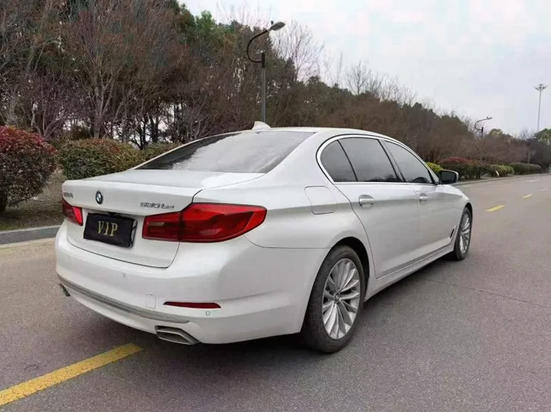 宝马5系 内饰后排