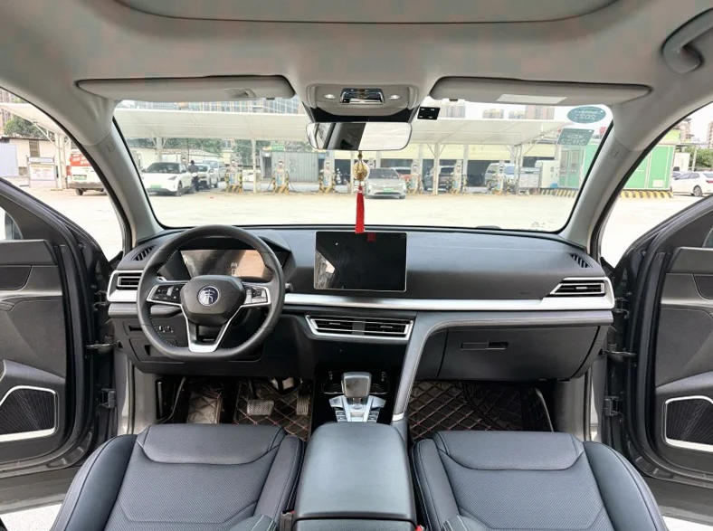 比亚迪宋 后面外观二