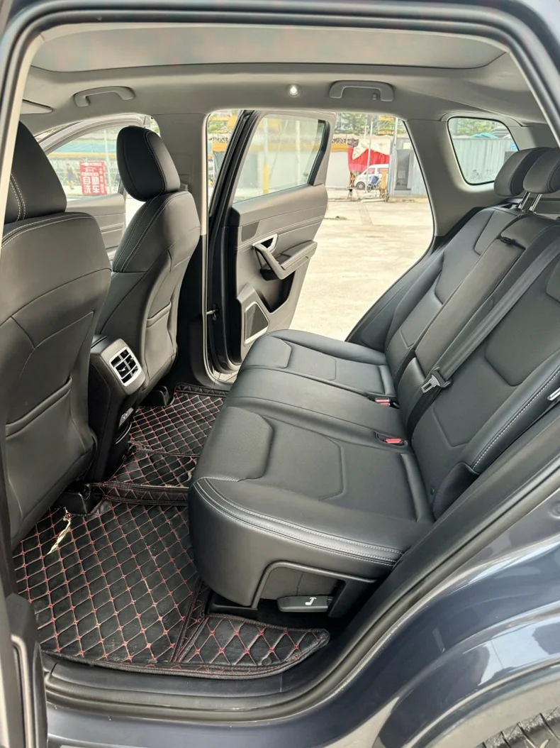 比亚迪宋 后面外观三