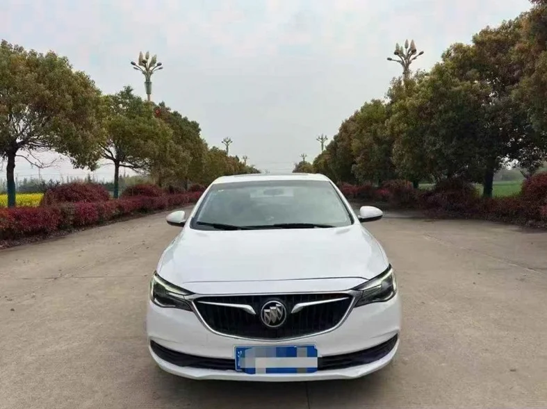 20年别克英朗 1.5L高配