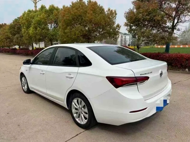 别克英朗 内饰后排