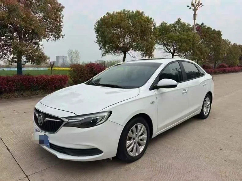 别克英朗 正面外观二