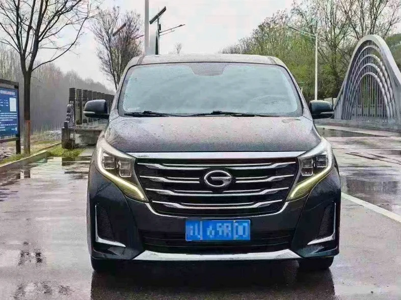 20年传祺M8领航尊贵版