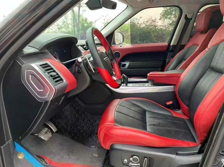 路虎揽胜运动 后面外观一