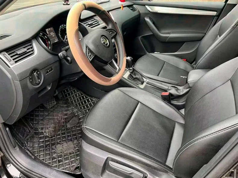 斯柯达明锐 后面外观二