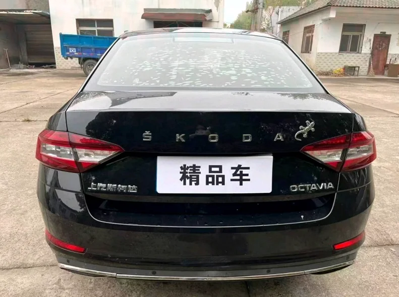 斯柯达明锐 后面外观一