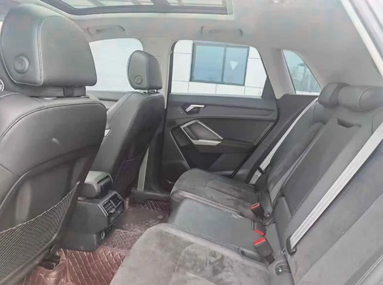 奥迪Q3 后面外观二