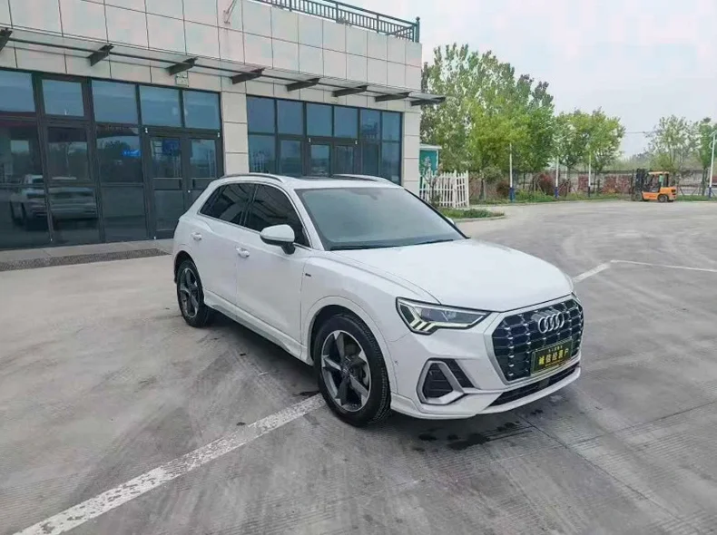 奥迪Q3 正面外观三