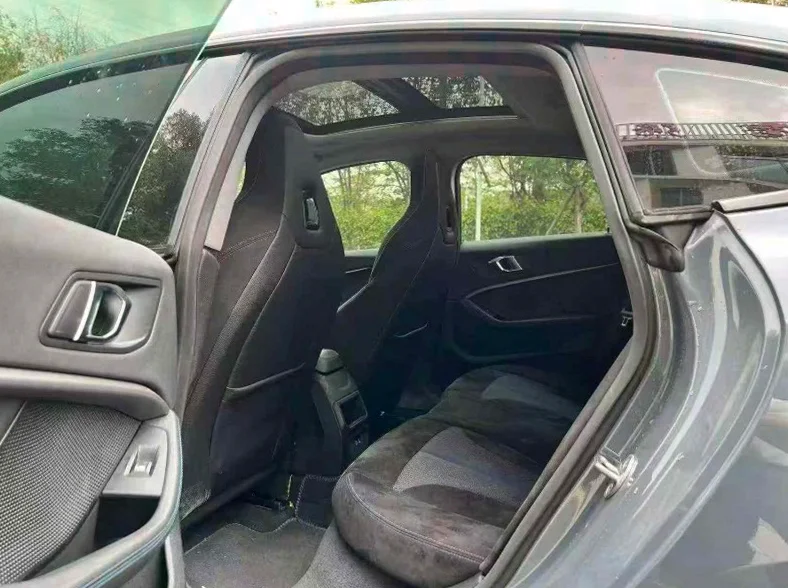 宝马2系 后面外观二