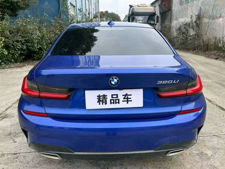 宝马3系 后面外观二