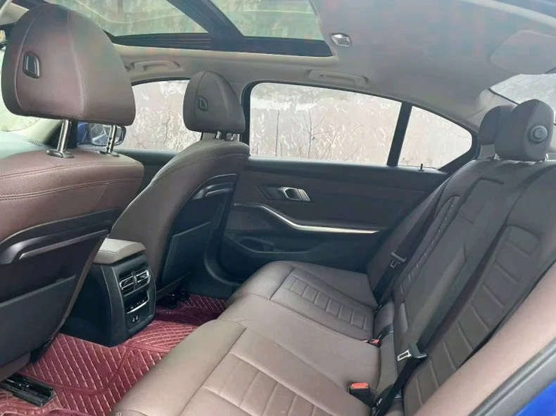 宝马3系 内饰前排