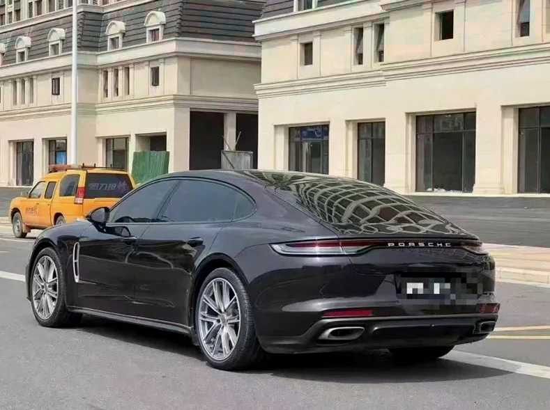 保时捷帕拉梅拉 内饰前排