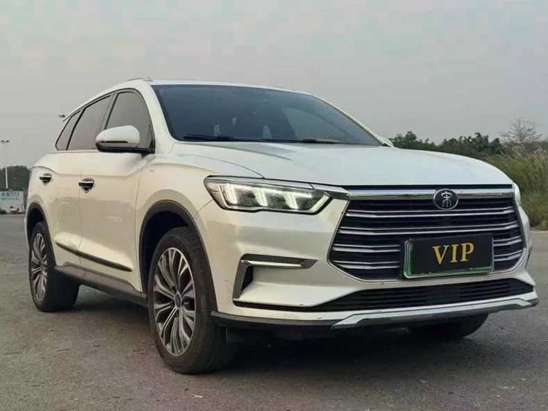 比亚迪宋 正面外观三