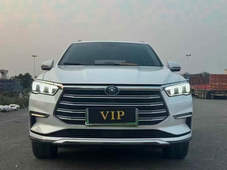 21年比亚迪宋Pro新能源插电混动1.5T四驱高配