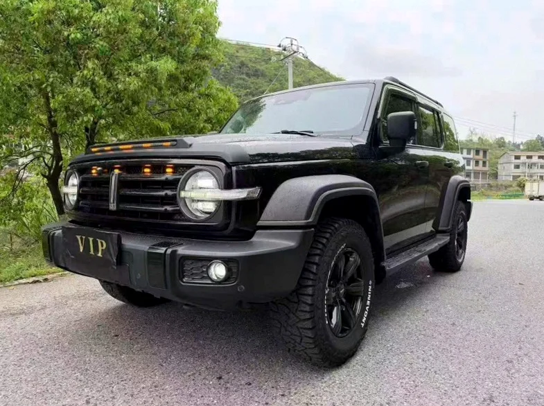 长城汽车坦克 正面外观二